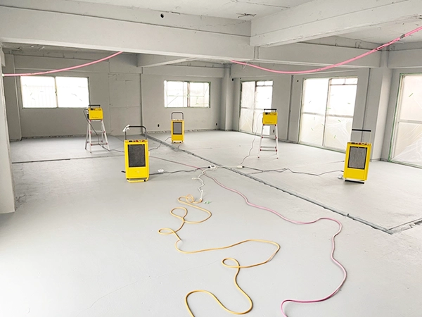 ワンルームから大型施設まで対応可能な、業界トップレベルの機材を配備