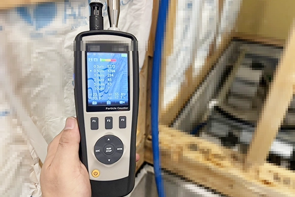 気中パーティクルカウンターによる微粒子測定