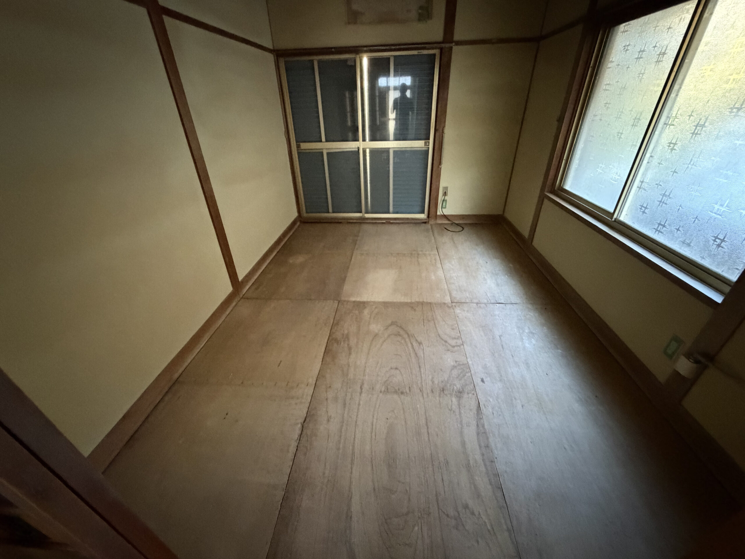 【福岡県北九州市八幡西区・孤独死清掃事例】2025年12月　4LDK戸建ての特殊清掃｜10日間で徹底消臭